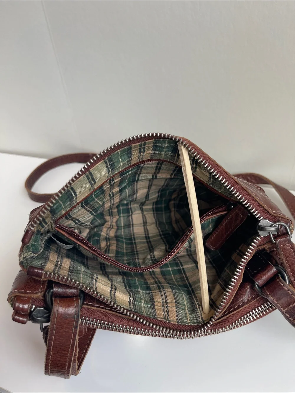 Wild West Los Angeles Genuine Leather Crossbody Bag